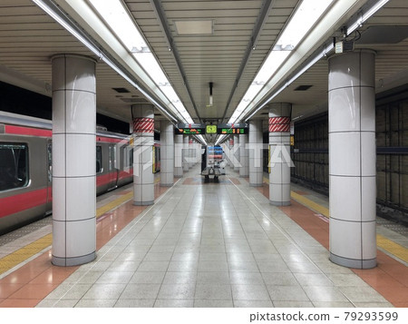 JR Keiyo Line Etchujima Station Underground Station Subway Concrete Tunnel 79293599