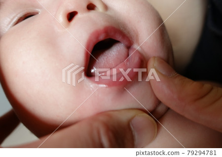 年輕人,方床 年輕人,方床 79294781