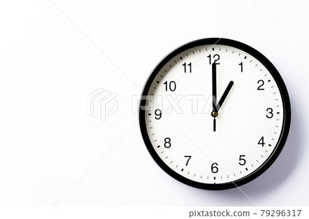 Clock 1 o'clock 13:00 79296317
