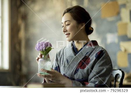 和服生活方式 tsumugi komon 79296329