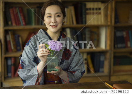 Kimono lifestyle tsumugi komon Kimono lifestyle tsumugi komon 79296333
