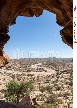 View of the dry river from the entrance of the cave 79299629