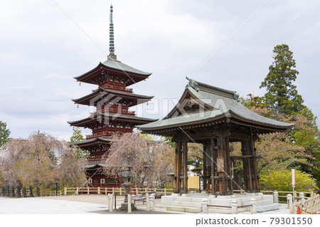 [青森縣]弘前市西書院五層塔 79301550