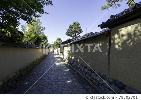 The ruins of a popular Nagamachi samurai residence in the castle town of Kanazawa The ruins of a popular Nagamachi samurai residence in the castle town of Kanazawa 79302701