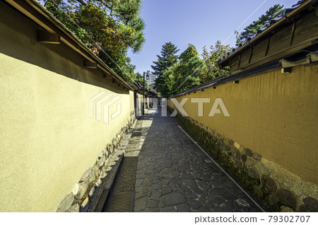 The ruins of a popular Nagamachi samurai residence in the castle town of Kanazawa The ruins of a popular Nagamachi samurai residence in the castle town of Kanazawa 79302707