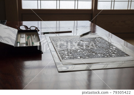 雕刻伊勢片神 79305422