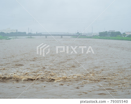 暴雨災害/河流水位上升圖像 暴雨災害/河流水位上升圖像 79305540