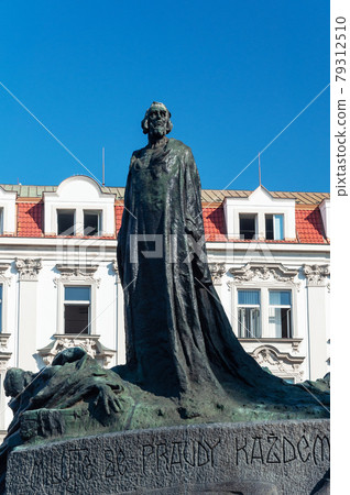 Jan Hus monument in Prague 79312510