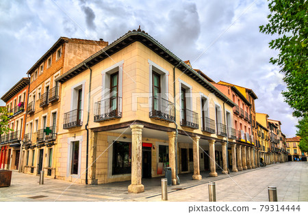 Architecture of Alcala de Henares in Spain 79314444