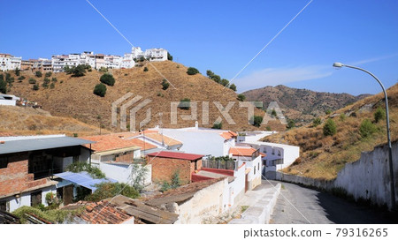 Cityscape of Alora (Andalusia, Spain) Cityscape of Alora (Andalusia, Spain) 79316265