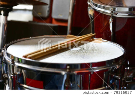 棍子軍鼓鼓組鼓手 棍子軍鼓鼓組鼓手 79316937