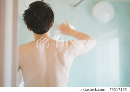 Young man after morning shan 79317165