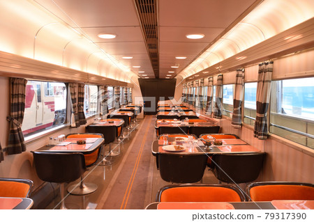 Series 0 Shinkansen dining car / Linear Railroad Building (Nagoya) 79317390
