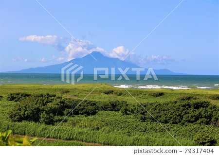 Scenery of the Sea of Japan and Rishirifuji in Hokkaido Scenery of the Sea of Japan and Rishirifuji in Hokkaido 79317404