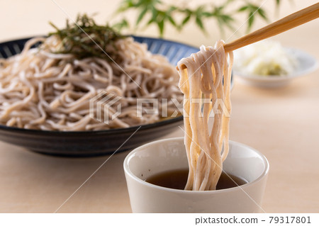 吃蕎麥麵 吃蕎麥麵 79317801