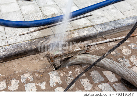 An clogged gully An clogged gully 79319147