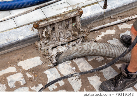 An clogged gully An clogged gully 79319148
