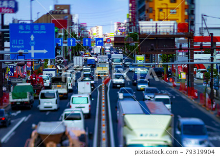 東京主幹道，微型風格的關那那大道 [交通圖片] 79319904
