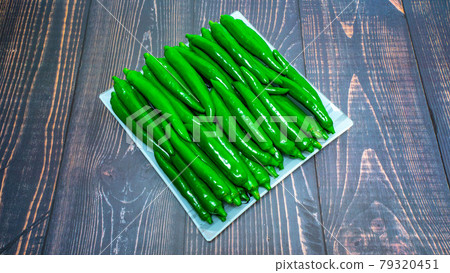 Fresh summer green peppers-green peppers Fresh summer green peppers-green peppers 79320451