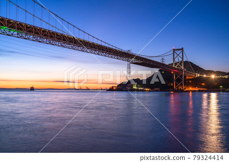 《Yamaguchi Prefecture》 Morning in the Kanmon Strait, Kanmon Bridge 《Yamaguchi Prefecture》 Morning in the Kanmon Strait, Kanmon Bridge 79324414