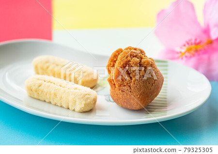 Okinawa souvenir Chinsuko and Sata Andagi Okinawa souvenir Chinsuko and Sata Andagi 79325305