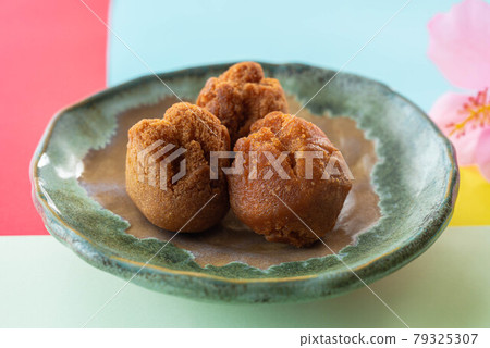 Okinawan sweets Sata Andagi 79325307