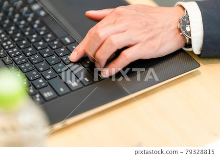 快捷鍵 ctrl + Z 撤銷操作 快捷鍵 ctrl + Z 撤銷操作 79328815