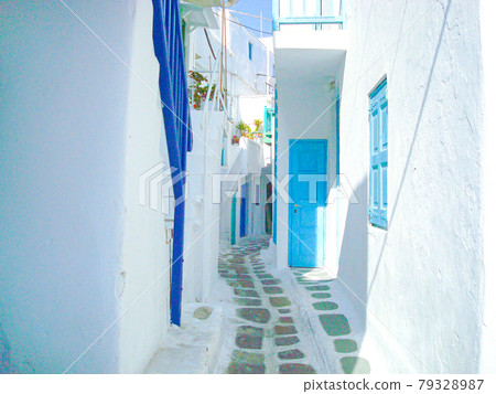 [Greece] Alley on Mykonos 79328987
