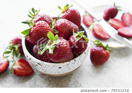 Fresh ripe delicious strawberries 79331218