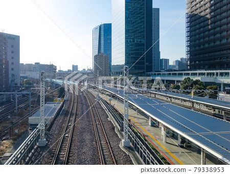 Office buildings in the west exit area of Osaki Station on a clear morning 79338953
