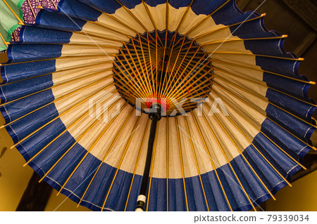 藍色日本傘 79339034