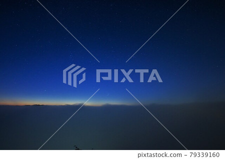 Sea of clouds and starry sky from the top of Mt. Kamakura / Motegi Town, Haga District, Tochigi Prefecture 79339160