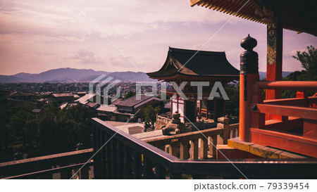 Sunset from a temple in Kyoto 79339454