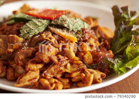 韓國食品韓國炒荷爾蒙炒牛肉荷爾蒙甜辣 79340290