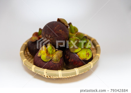 Mangosteen Mangosteen 79342884