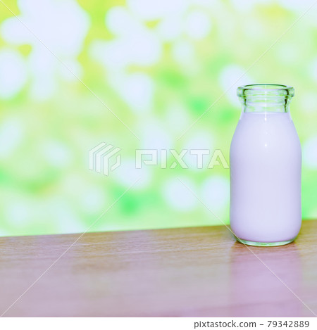 Milk Milk [Morning image of the plateau] 79342889
