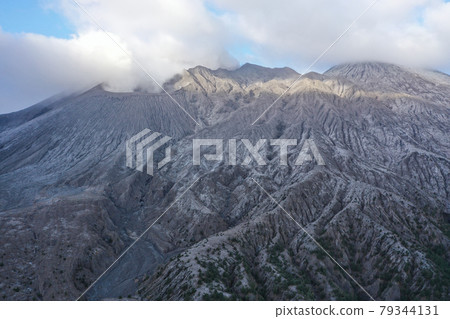 Sakurajima in the early morning in Kagoshima City, Kagoshima Prefecture Sakurajima in the early morning in Kagoshima City, Kagoshima Prefecture 79344131