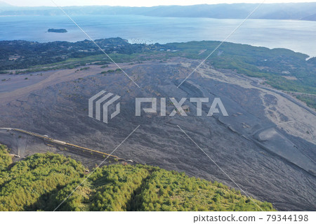 鹿兒島縣鹿兒島市清晨的櫻島 79344198