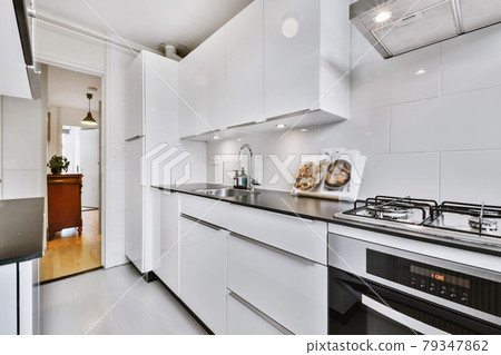 Beautiful kitchen design 79347862