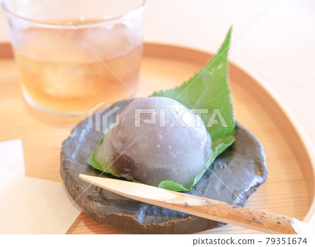 Kuzumanju和日本紅茶夏季日本甜點 79351674