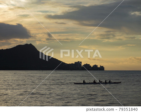 Dawn of Hawaii Diamond Head 79351840