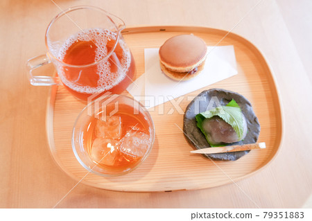 Kuzumanju，迷你銅鑼燒和日本紅茶，夏季日本甜點 79351883