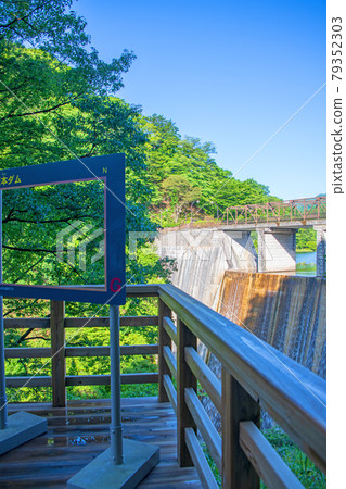 View from Usui Lake Sakamoto Dam Observation Deck Early summer surrounding scenery 79352303