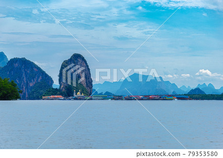 Ko Panyi ( Koh Panyee) is a Muslim fisherman village in Phang Nga Bay, Thailand 79353580