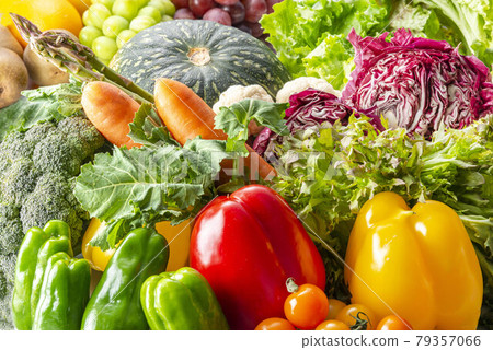 A collection of fresh and delicious vegetables 79357066