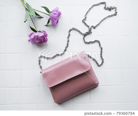 Women's bag made of pink leather 79360784