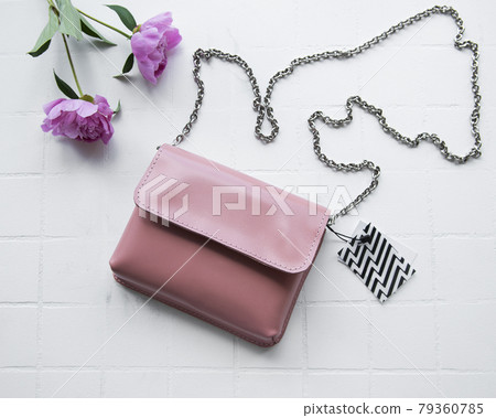 Women's bag made of pink leather Women's bag made of pink leather 79360785