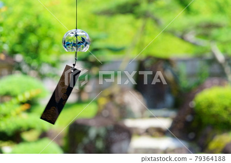 A cool feeling of Japanese on the veranda of the tea room A cool feeling of Japanese on the veranda of the tea room 79364188
