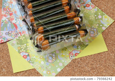 Rice crackers, seaweed rice crackers, tea confectionery, Japanese, candy, sweets, food, snacks, individual wrapping, individual wrapping Rice crackers, seaweed rice crackers, tea confectionery, Japanese, candy, sweets, food, snacks, individual wrapping, individual wrapping 79366242