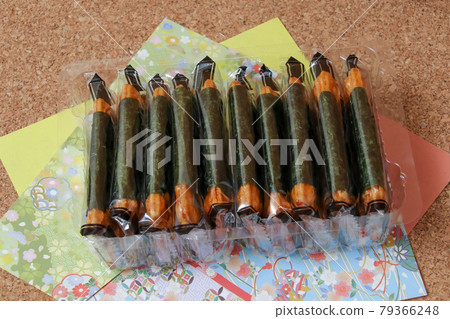 Rice crackers, seaweed rice crackers, tea confectionery, Japanese, candy, sweets, food, snacks, individual wrapping, individual wrapping Rice crackers, seaweed rice crackers, tea confectionery, Japanese, candy, sweets, food, snacks, individual wrapping, individual wrapping 79366248